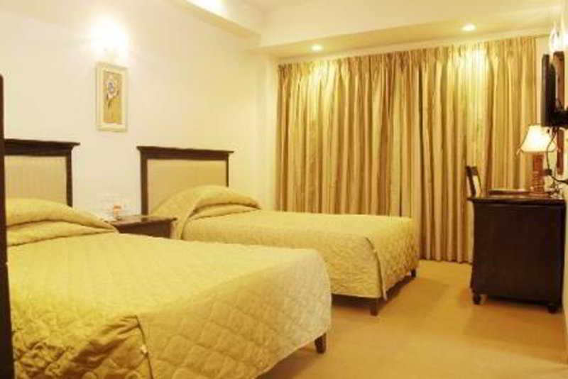 Hotel Mandakini Ambience Pune Rum bild